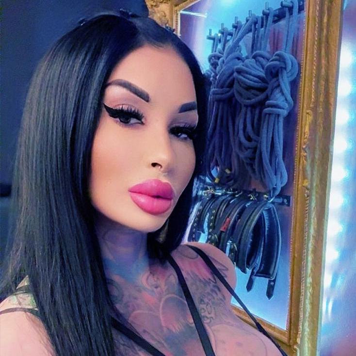 Dirty Snowwhite - Berlin